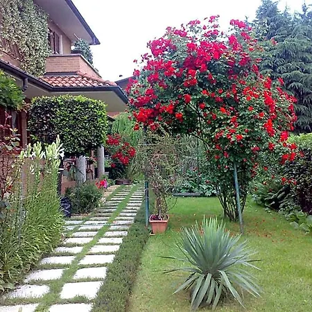 Les Fleurettes 3* Lomazzo