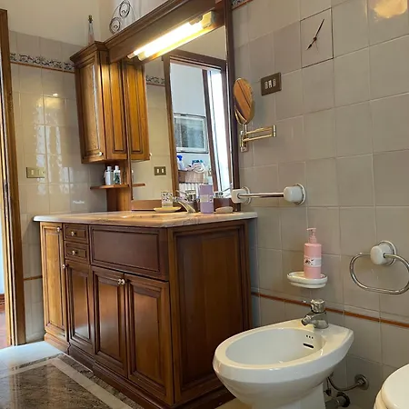 Les Fleurettes Bed & Breakfast *